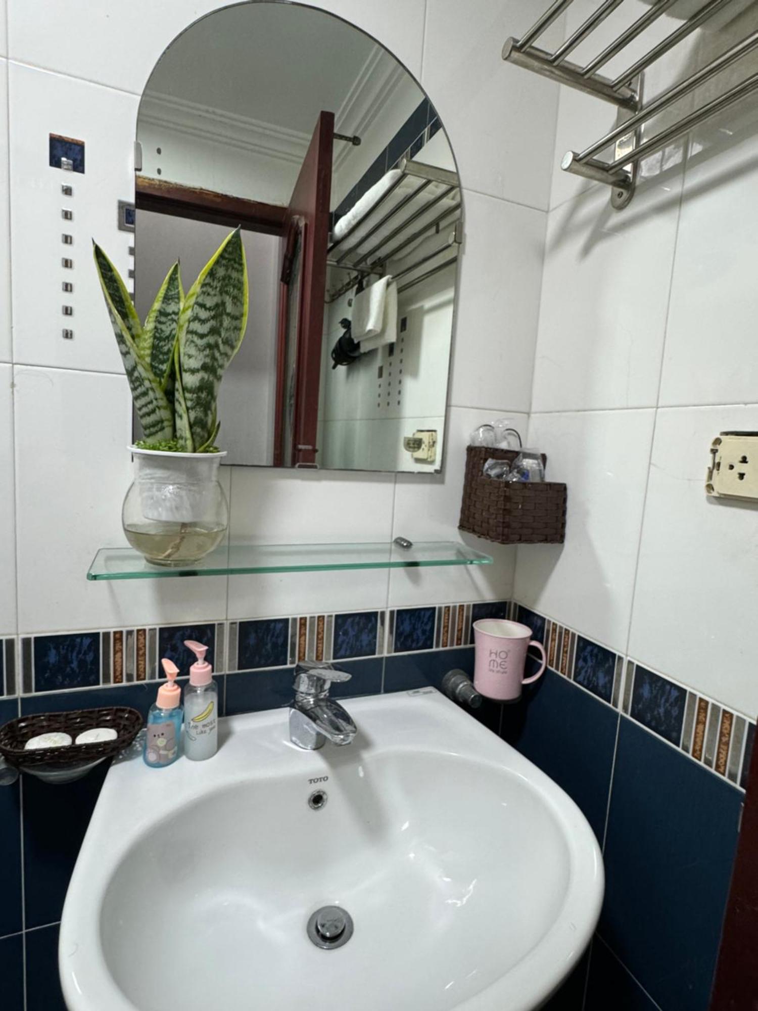 Quynh Moon Homestay Hanoi Exterior photo